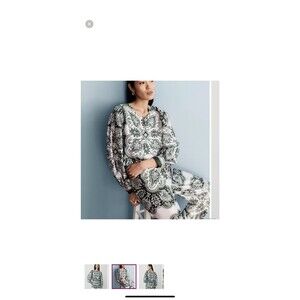 Ann Taylor Printed Paisley Satin Top Size XS Green Multi Elastic Spring Boho